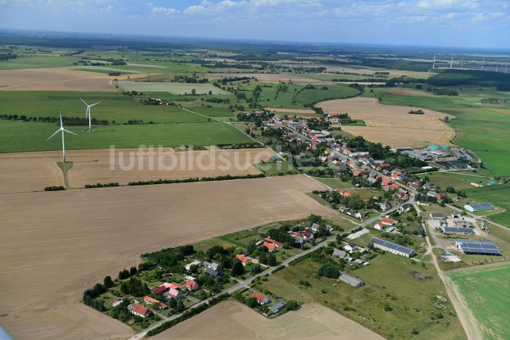 Luftaufnahme Barenthin - Dorfkern in Barenthin im Bundesland Brandenburg, Deutschland