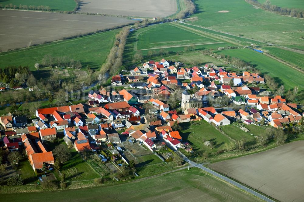 Büchel aus der Vogelperspektive: Dorfkern in Büchel im Bundesland Thüringen, Deutschland