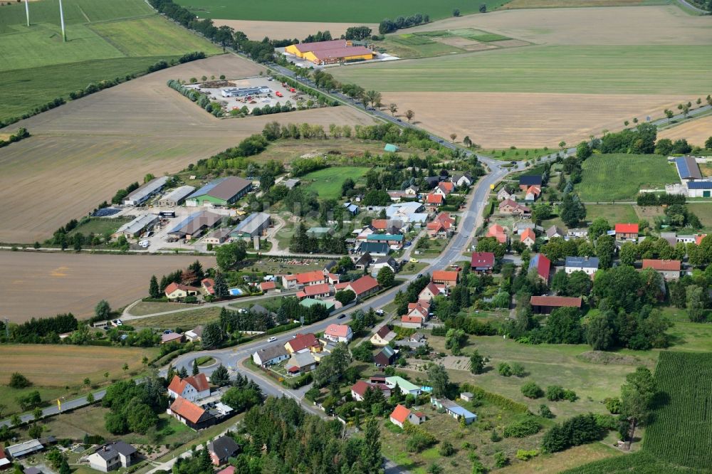 Bückwitz von oben - Dorfkern in Bückwitz im Bundesland Brandenburg, Deutschland