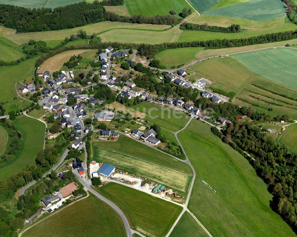 Belgweiler von oben - Dorfkern in Belgweiler im Bundesland Rheinland-Pfalz