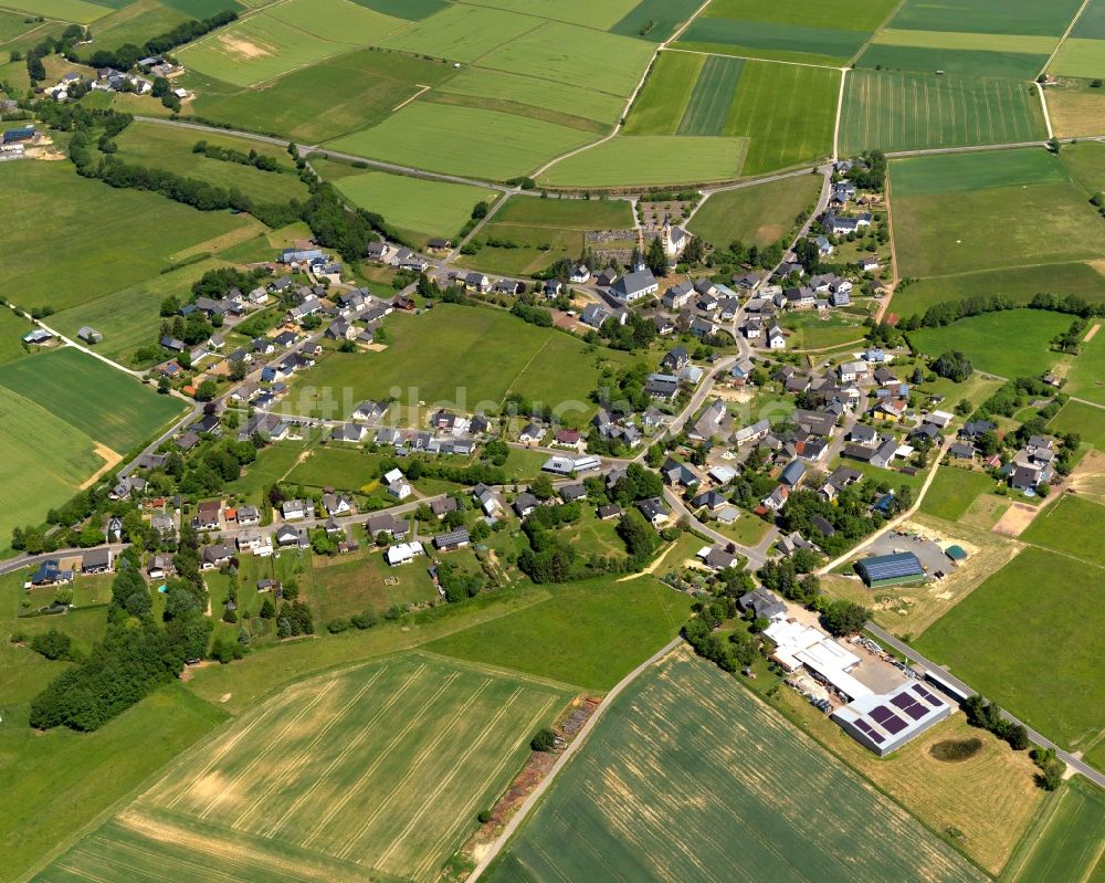 Luftaufnahme Biebern - Dorfkern in Biebern im Bundesland Rheinland-Pfalz