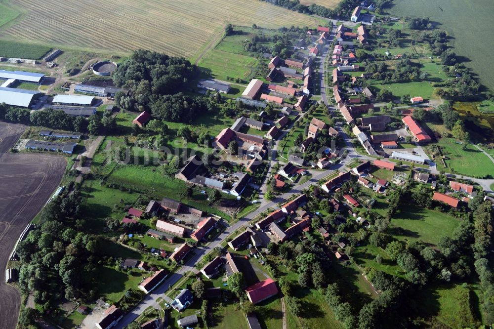 Heiligengrabe OT Blesendorf von oben - Dorfkern Blesendorf in der Gemeinde Heiligengrabe im Bundesland Brandenburg