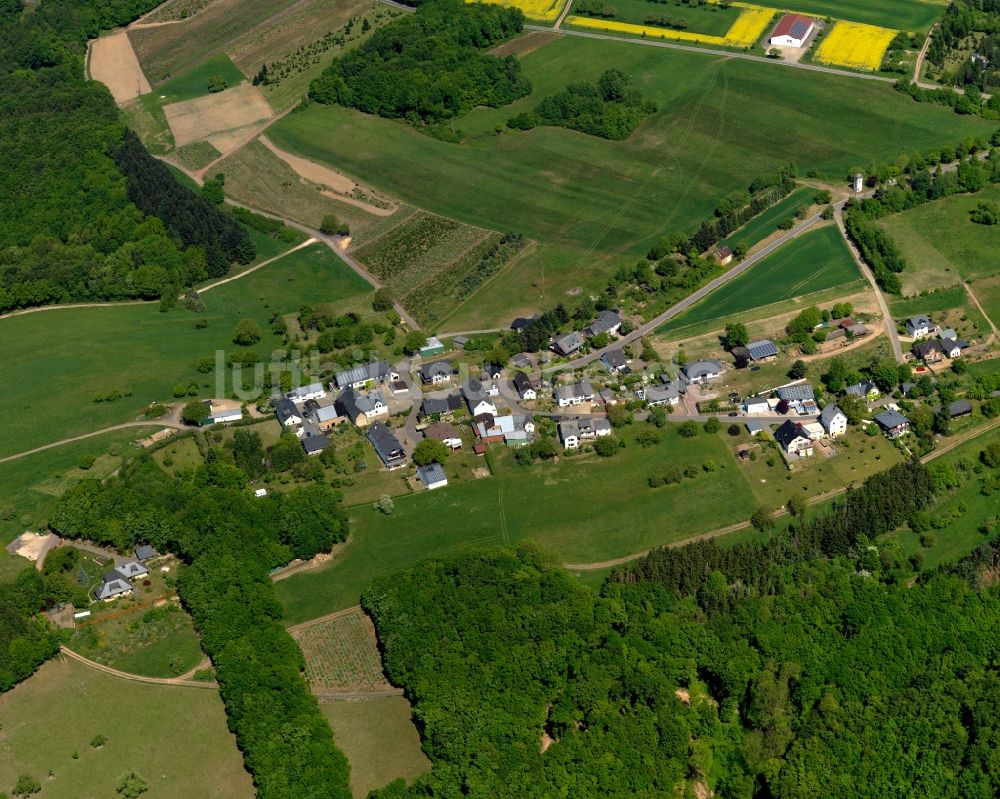 Luftaufnahme Brodenbach, Kröpplingen - Dorfkern in Brodenbach, Kröpplingen im Bundesland Rheinland-Pfalz