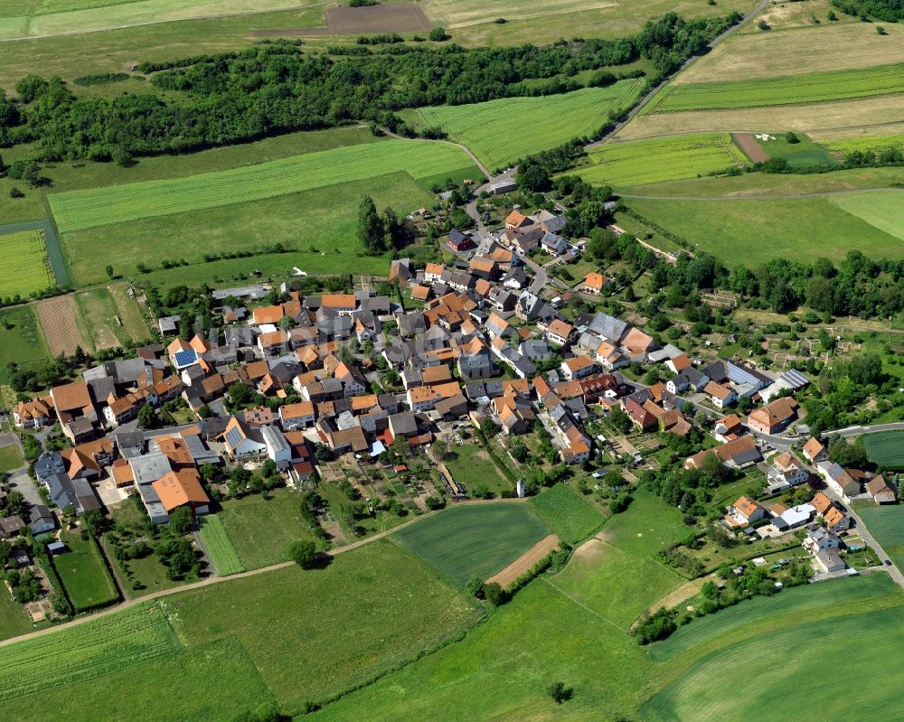 Bärweiler von oben - Dorfkern in Bärweiler im Bundesland Rheinland-Pfalz