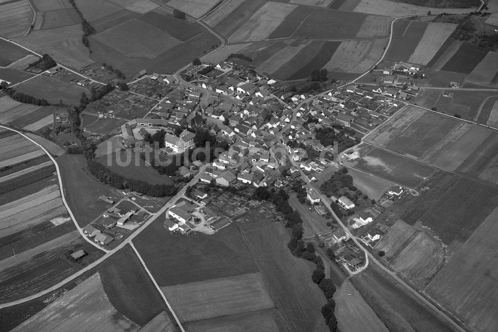 Bundorf aus der Vogelperspektive: Dorfkern in Bundorf im Bundesland Bayern