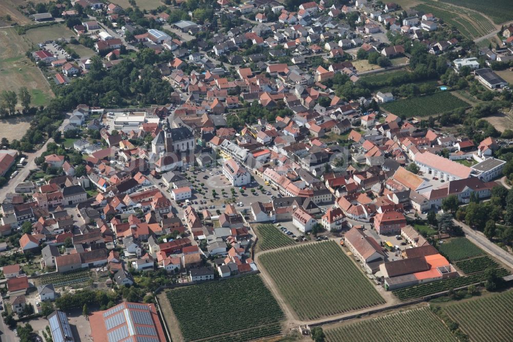 Luftaufnahme Dirmstein - Dorfkern in Dirmstein im Bundesland Rheinland-Pfalz