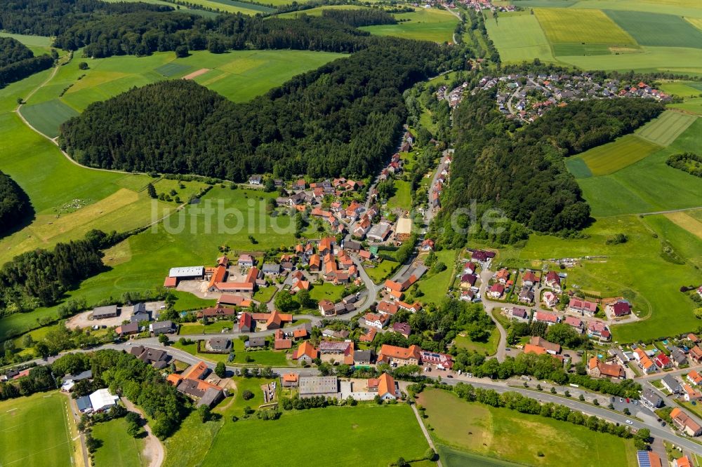 Dorfitter von oben - Dorfkern in Dorfitter im Bundesland Hessen, Deutschland