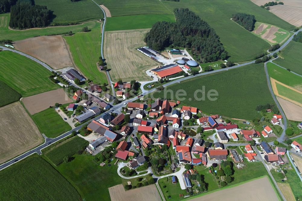 Luftaufnahme Eichenhüll - Dorfkern in Eichenhüll im Bundesland Bayern, Deutschland