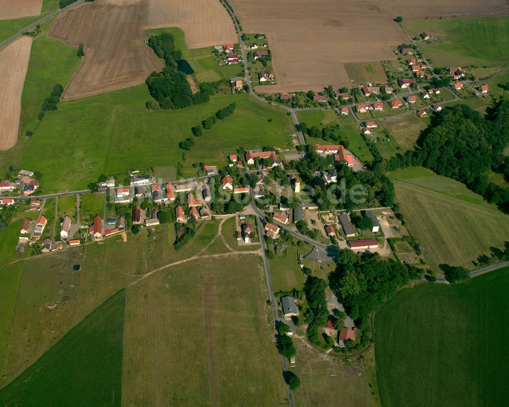 Luftaufnahme Am alten Mahl - Dorfkern am Feldrand in Am alten Mahl im Bundesland Sachsen, Deutschland