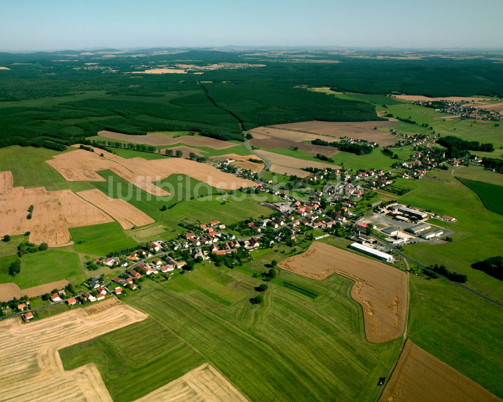 Luftbild Am alten Mahl - Dorfkern am Feldrand in Am alten Mahl im Bundesland Sachsen, Deutschland