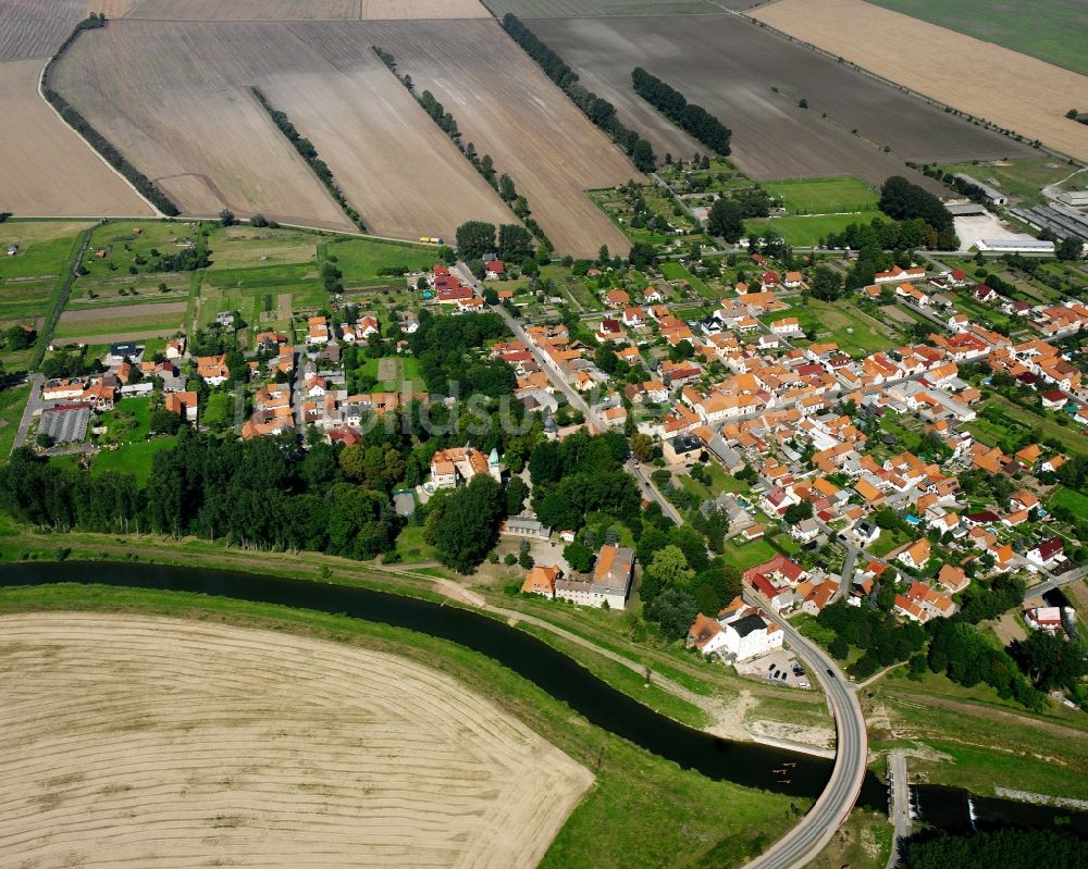 Luftbild Altengottern - Dorfkern am Feldrand in Altengottern im Bundesland Thüringen, Deutschland