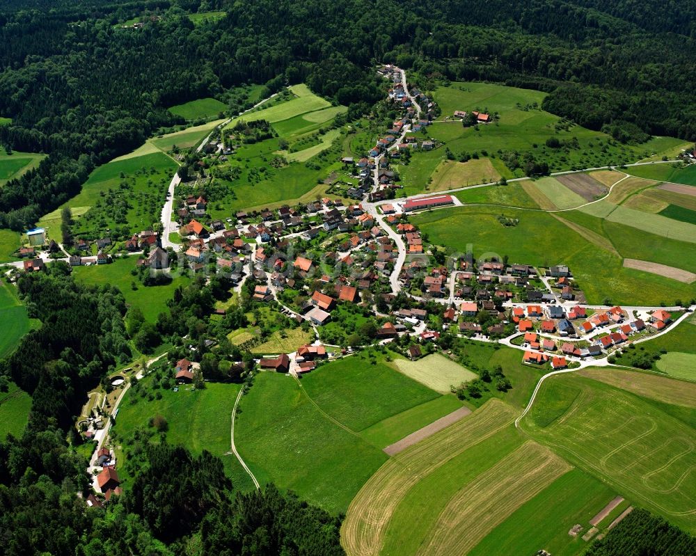 Luftbild Altersberg - Dorfkern am Feldrand in Altersberg im Bundesland Baden-Württemberg, Deutschland