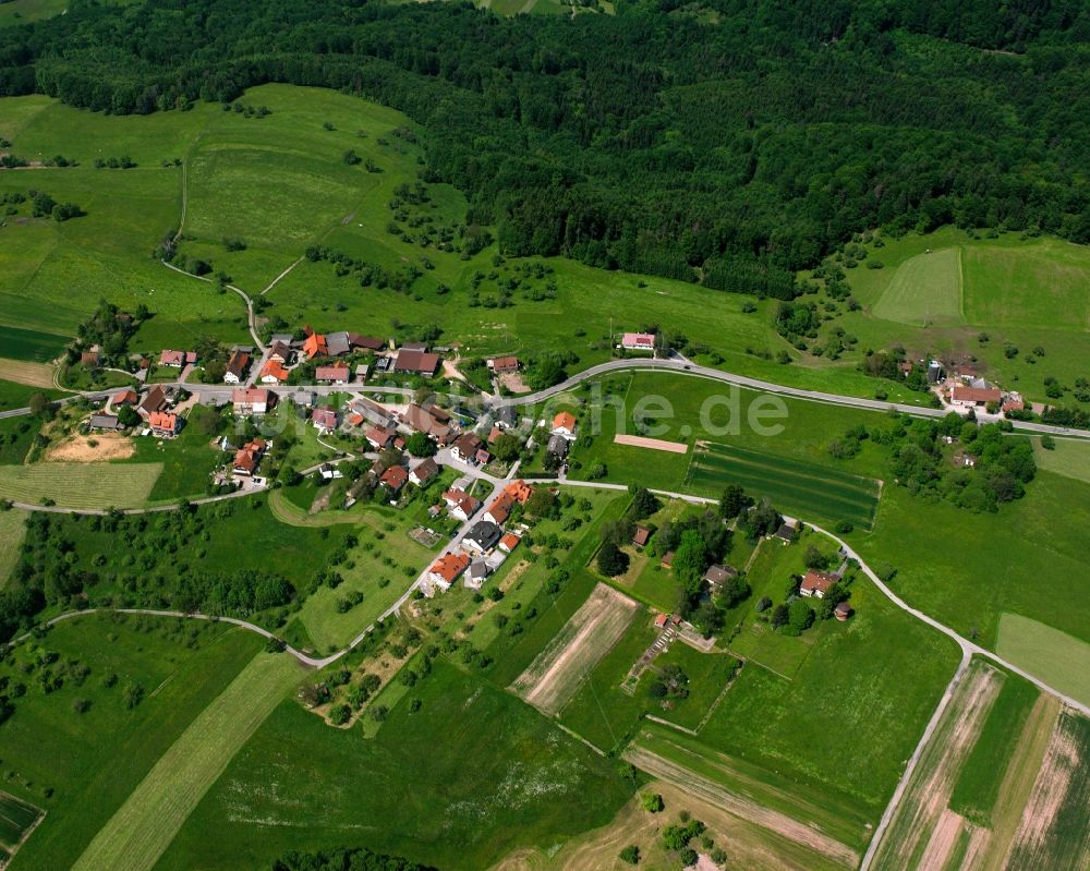 Luftbild Althütte - Dorfkern am Feldrand in Althütte im Bundesland Baden-Württemberg, Deutschland