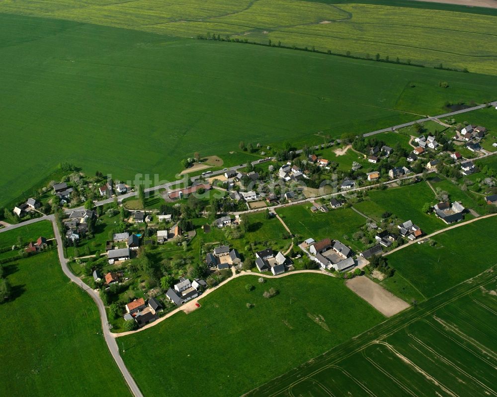 Luftaufnahme Altmittweida - Dorfkern am Feldrand in Altmittweida im Bundesland Sachsen, Deutschland