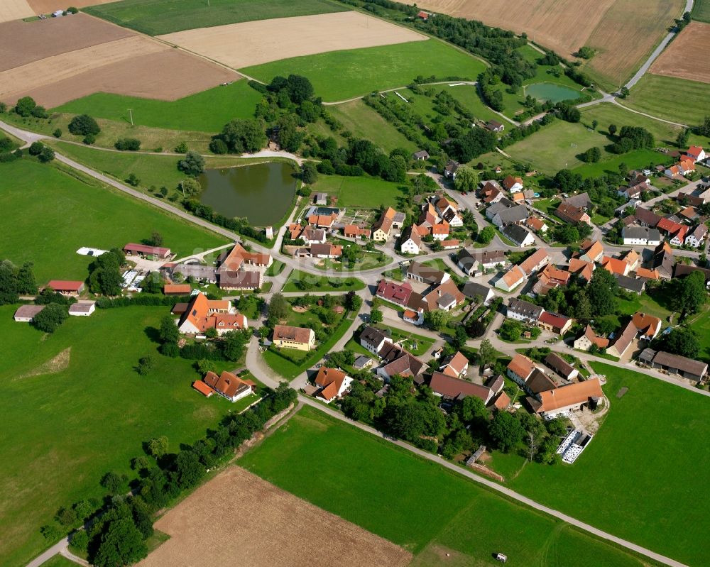 Luftaufnahme Ammelbruch - Dorfkern am Feldrand in Ammelbruch im Bundesland Bayern, Deutschland