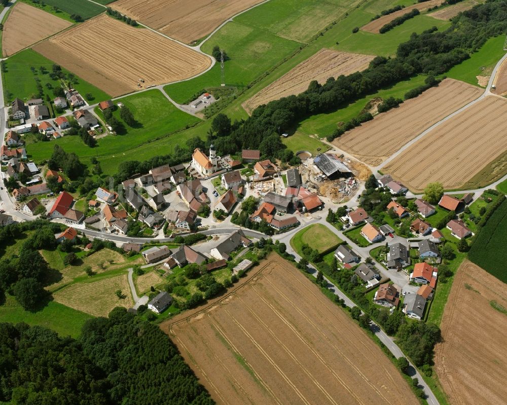 Bad Saulgau aus der Vogelperspektive: Dorfkern am Feldrand in Bad Saulgau im Bundesland Baden-Württemberg, Deutschland