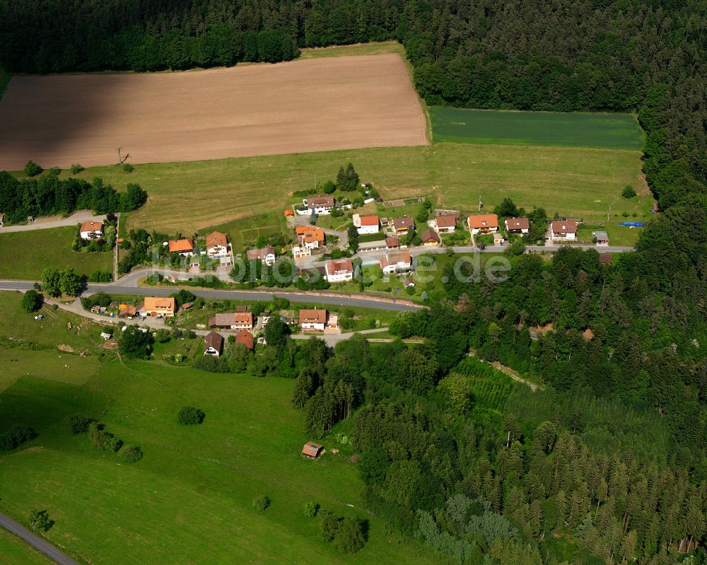 Luftbild Bad Teinach-Zavelstein - Dorfkern am Feldrand in Bad Teinach-Zavelstein im Bundesland Baden-Württemberg, Deutschland