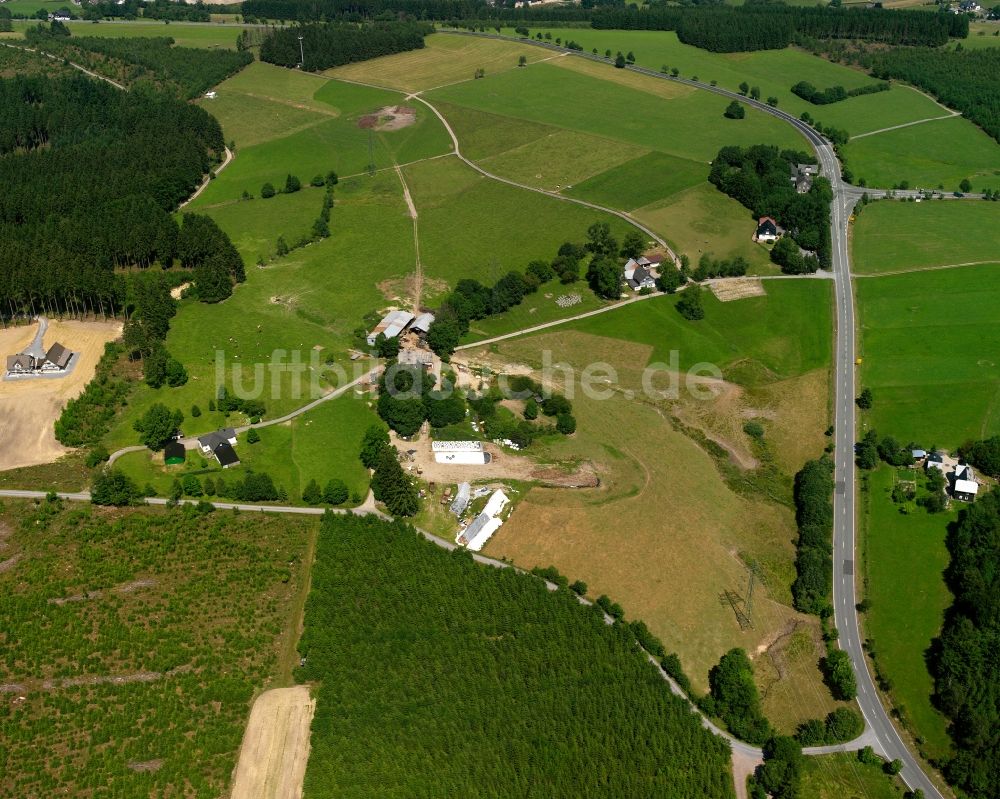 Balde von oben - Dorfkern am Feldrand in Balde im Bundesland Nordrhein-Westfalen, Deutschland