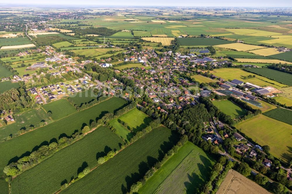 Luftbild Bargenstedt - Dorfkern am Feldrand in Bargenstedt im Bundesland Schleswig-Holstein, Deutschland