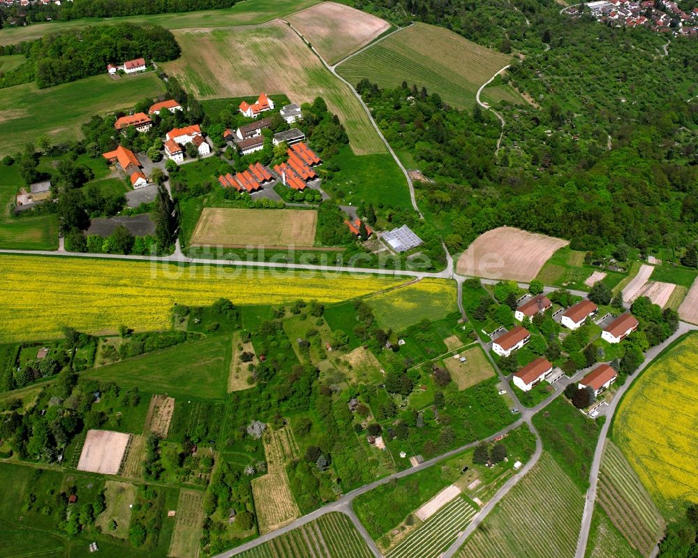 Luftbild Beutelsbach - Dorfkern am Feldrand in Beutelsbach im Bundesland Baden-Württemberg, Deutschland