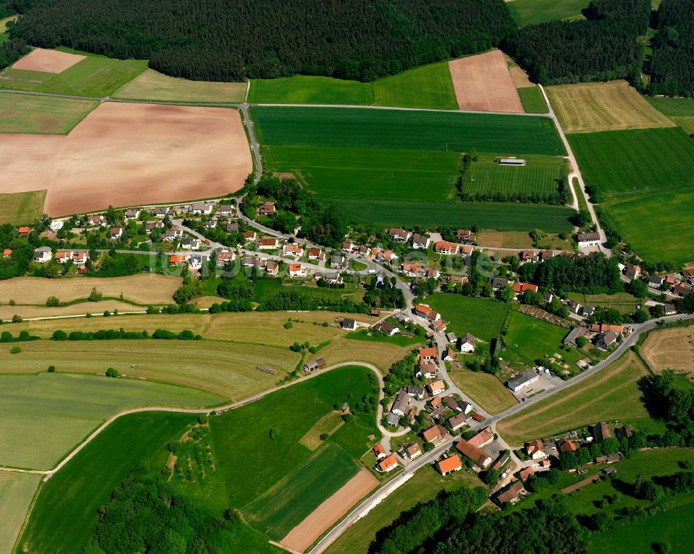 Luftbild Böllingsdorf - Dorfkern am Feldrand in Böllingsdorf im Bundesland Bayern, Deutschland