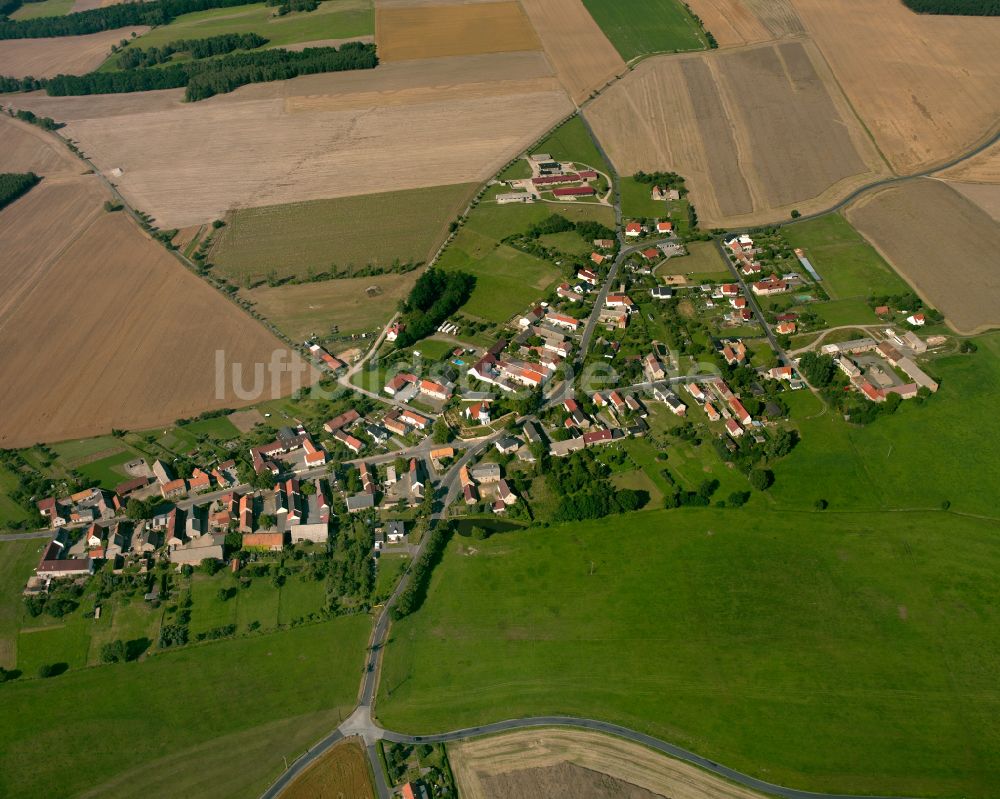 Luftbild Blochwitz - Dorfkern am Feldrand in Blochwitz im Bundesland Sachsen, Deutschland