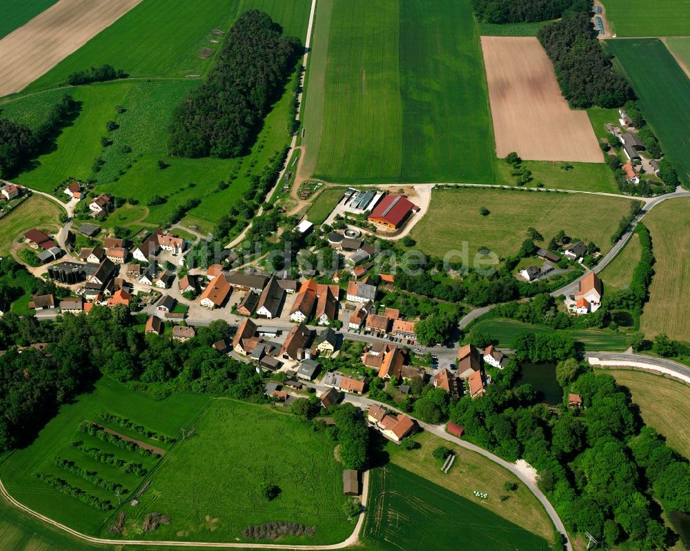 Luftaufnahme Bonnhof - Dorfkern am Feldrand in Bonnhof im Bundesland Bayern, Deutschland