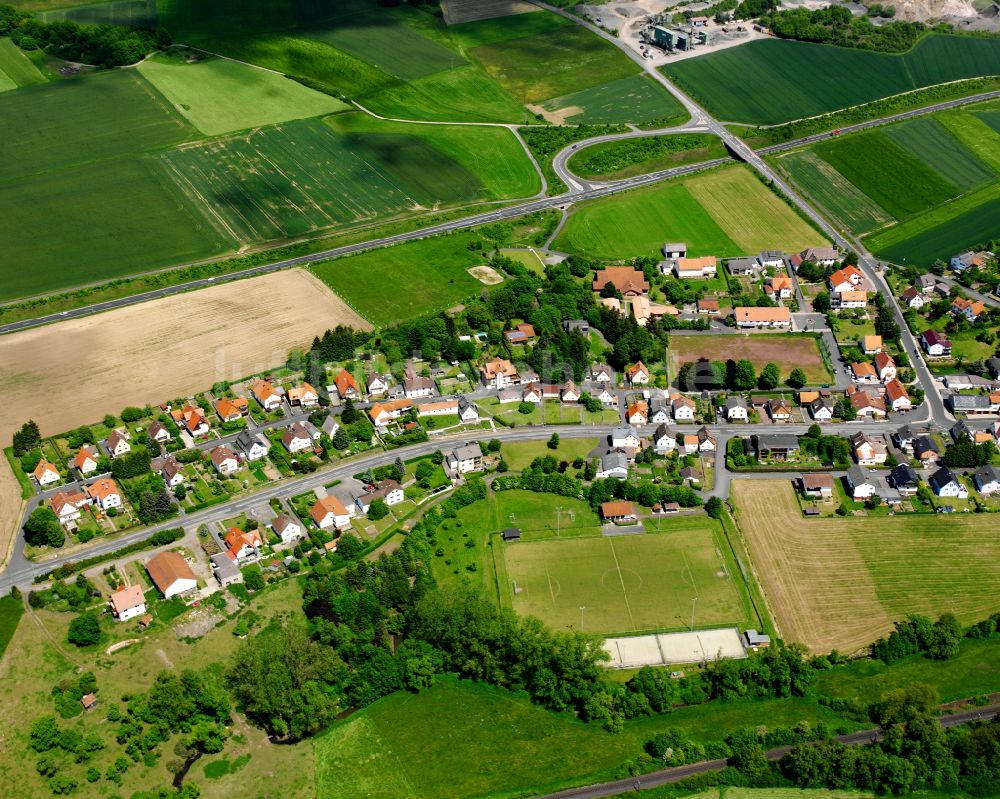 Luftbild Brauerschwend - Dorfkern am Feldrand in Brauerschwend im Bundesland Hessen, Deutschland