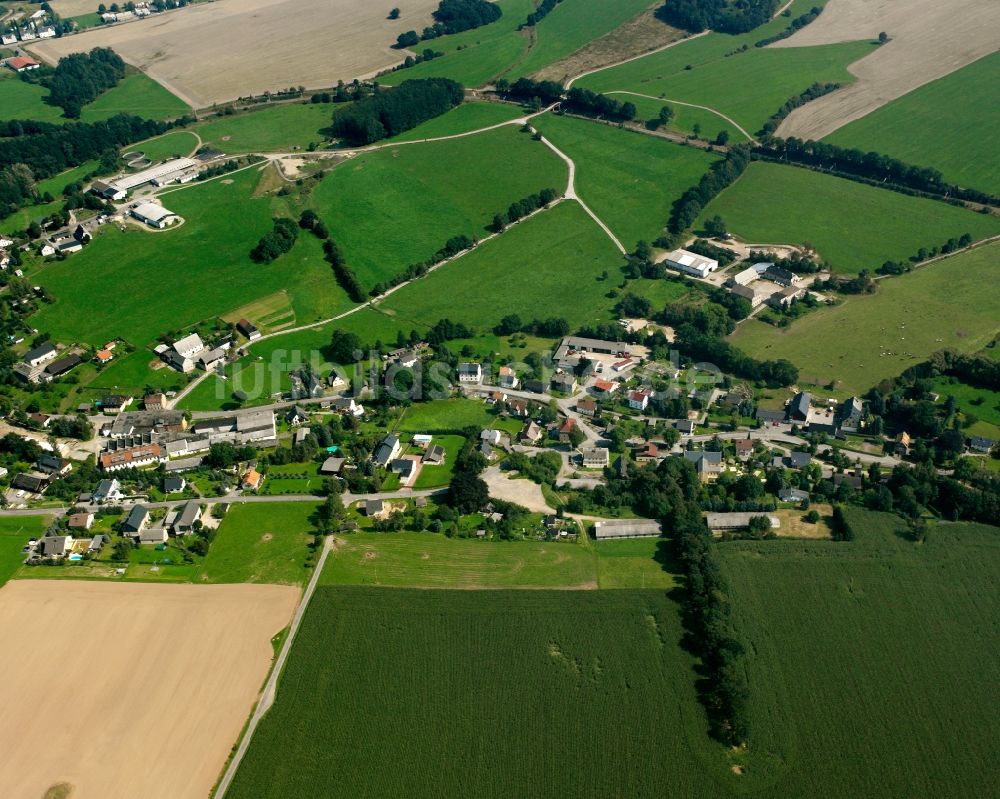 Breitenau von oben - Dorfkern am Feldrand in Breitenau im Bundesland Sachsen, Deutschland