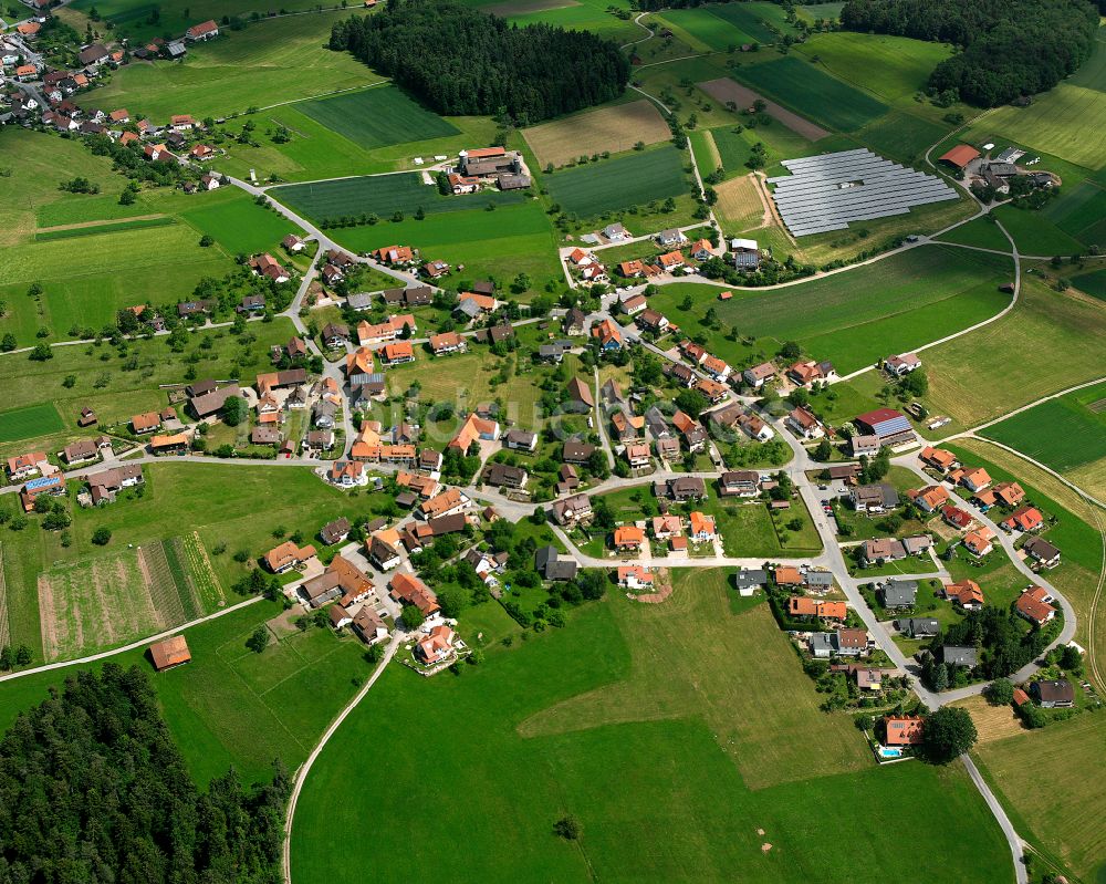 Luftbild Breitenberg - Dorfkern am Feldrand in Breitenberg im Bundesland Baden-Württemberg, Deutschland