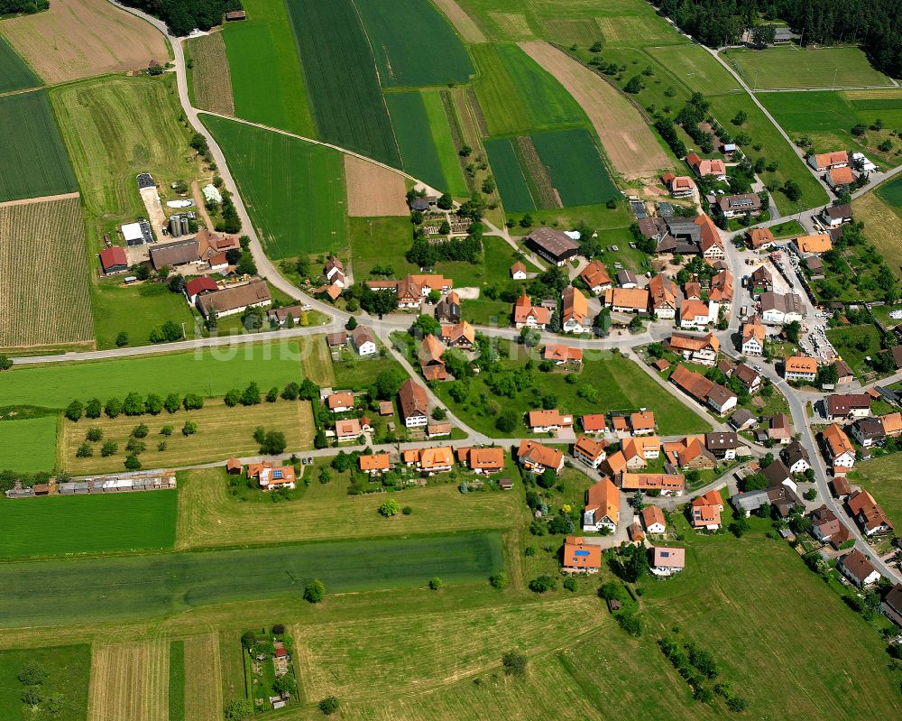 Luftbild Breitenberg - Dorfkern am Feldrand in Breitenberg im Bundesland Baden-Württemberg, Deutschland