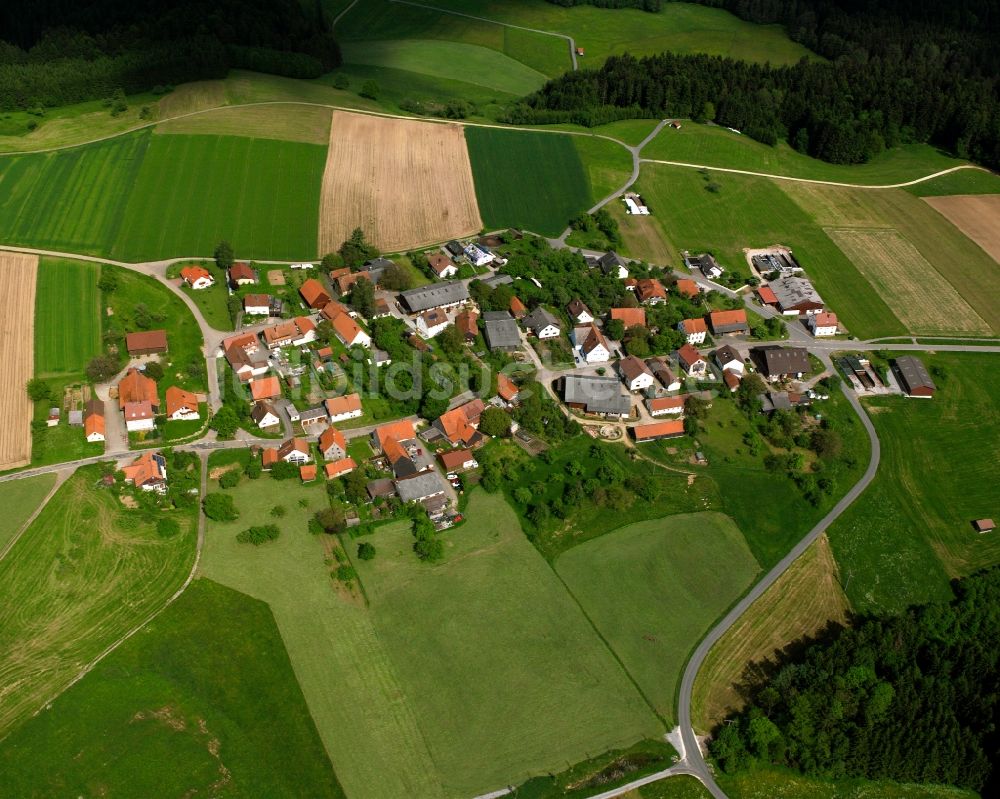 Luftaufnahme Brend - Dorfkern am Feldrand in Brend im Bundesland Baden-Württemberg, Deutschland