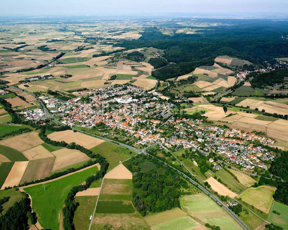 Brensbach von oben - Dorfkern am Feldrand in Brensbach im Bundesland Hessen, Deutschland