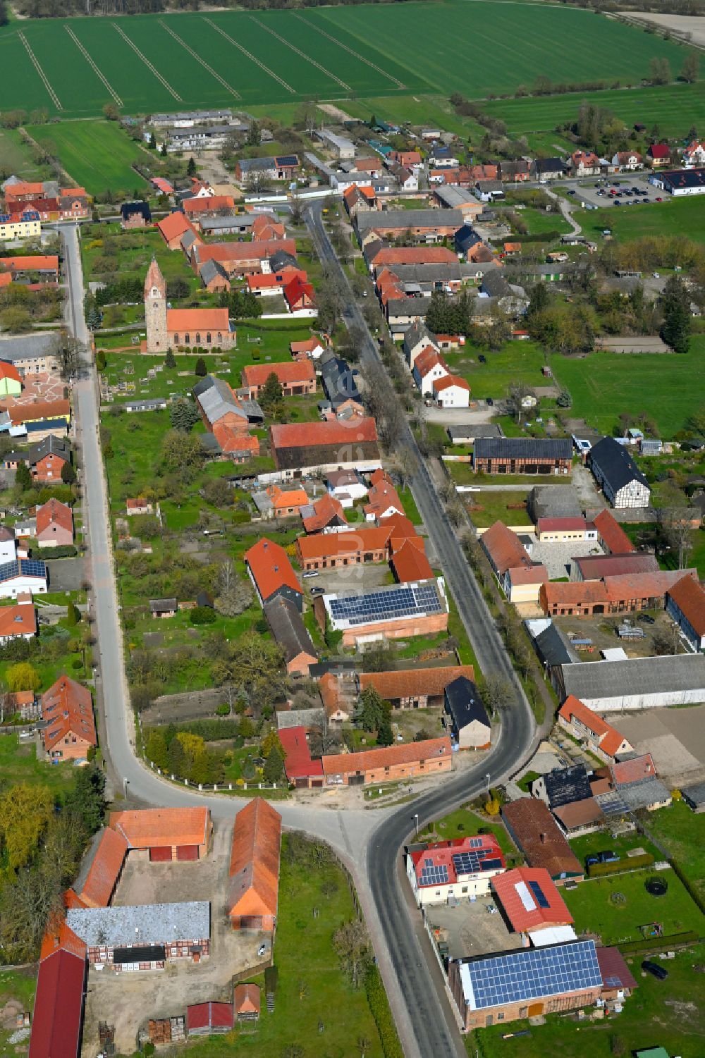 Luftbild Brunau - Dorfkern am Feldrand in Brunau im Bundesland Sachsen-Anhalt, Deutschland