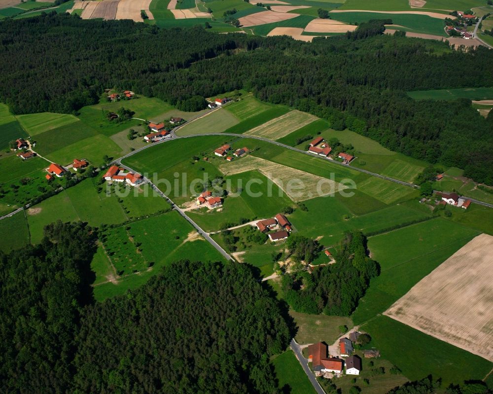 Luftbild Brunndobl - Dorfkern am Feldrand in Brunndobl im Bundesland Bayern, Deutschland