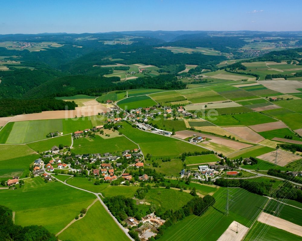 Buch von oben - Dorfkern am Feldrand in Buch im Bundesland Baden-Württemberg, Deutschland