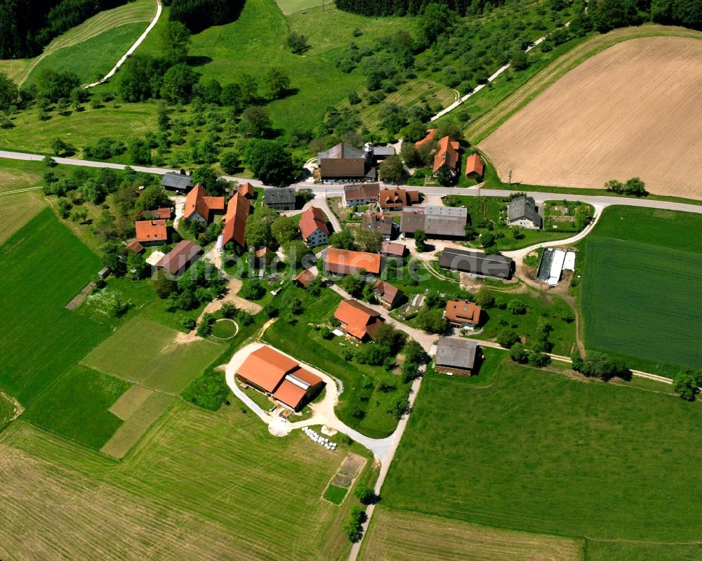 Buchengehren aus der Vogelperspektive: Dorfkern am Feldrand in Buchengehren im Bundesland Baden-Württemberg, Deutschland