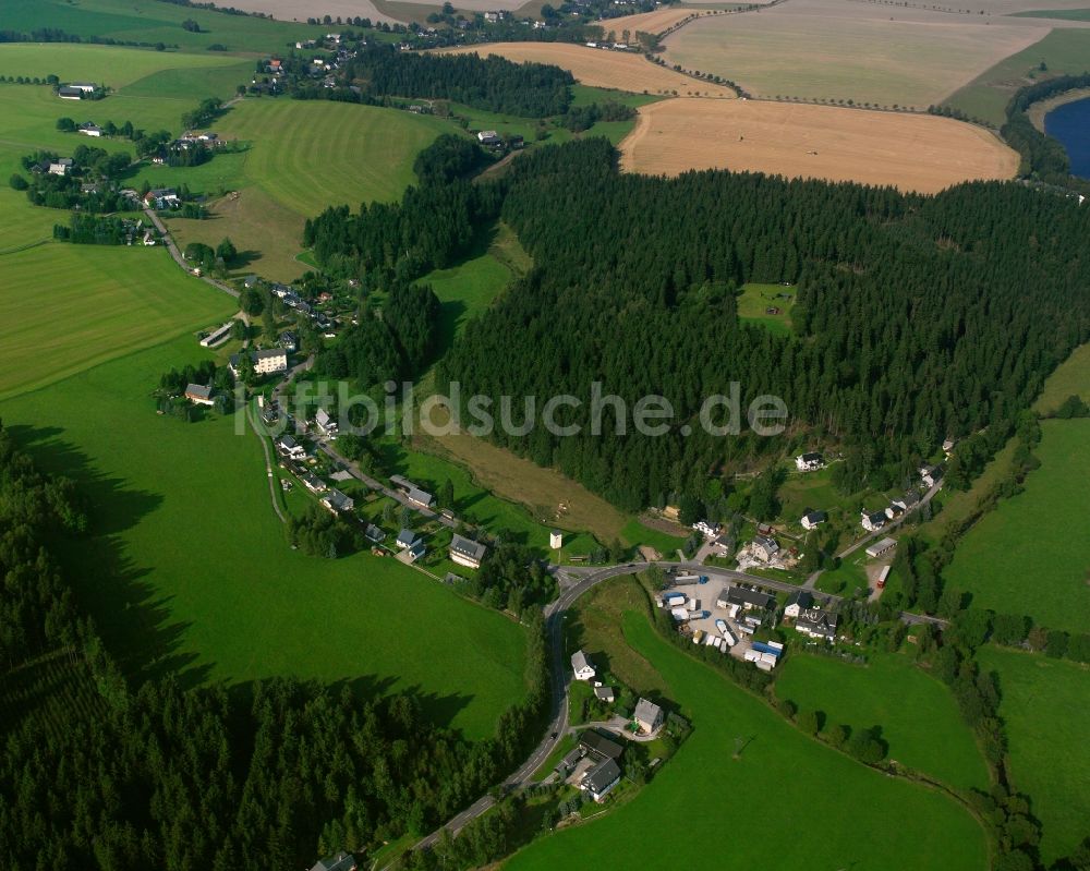 Cämmerswalde aus der Vogelperspektive: Dorfkern am Feldrand in Cämmerswalde im Bundesland Sachsen, Deutschland