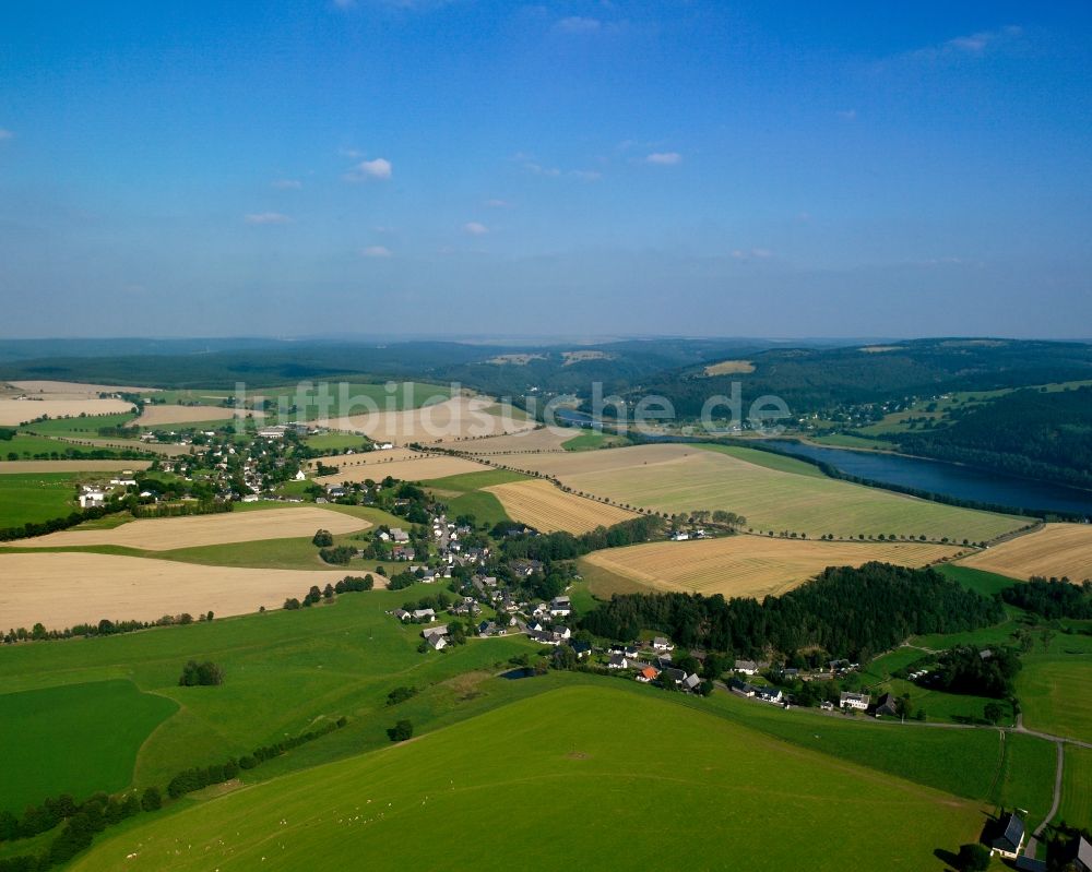 Cämmerswalde von oben - Dorfkern am Feldrand in Cämmerswalde im Bundesland Sachsen, Deutschland