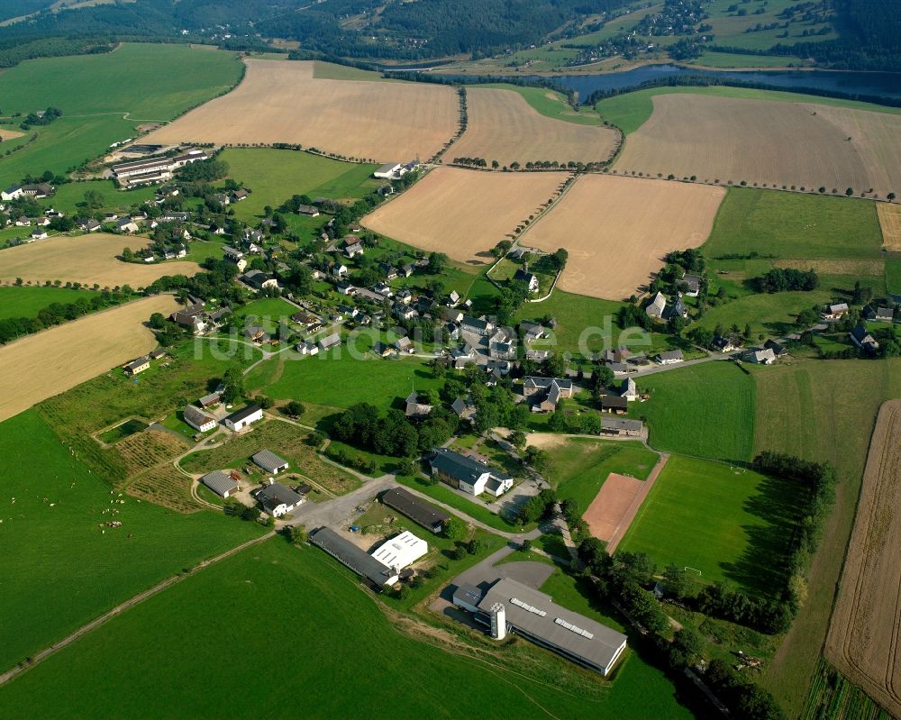 Luftaufnahme Cämmerswalde - Dorfkern am Feldrand in Cämmerswalde im Bundesland Sachsen, Deutschland