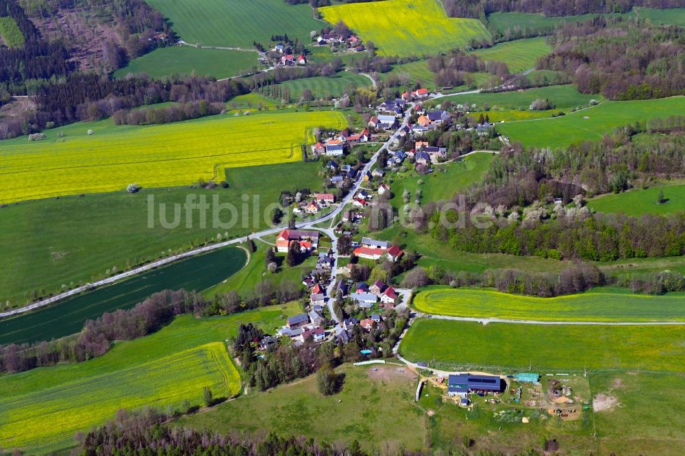 Luftaufnahme Cosul - Dorfkern am Feldrand in Cosul im Bundesland Sachsen, Deutschland