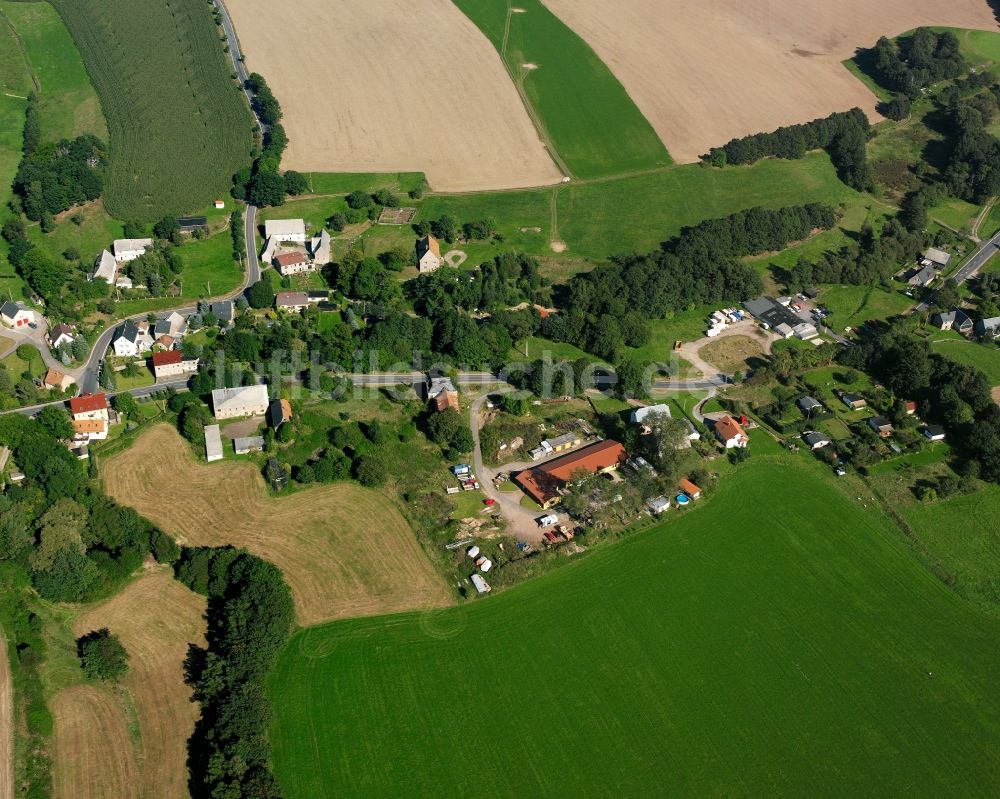 Cunnersdorf von oben - Dorfkern am Feldrand in Cunnersdorf im Bundesland Sachsen, Deutschland