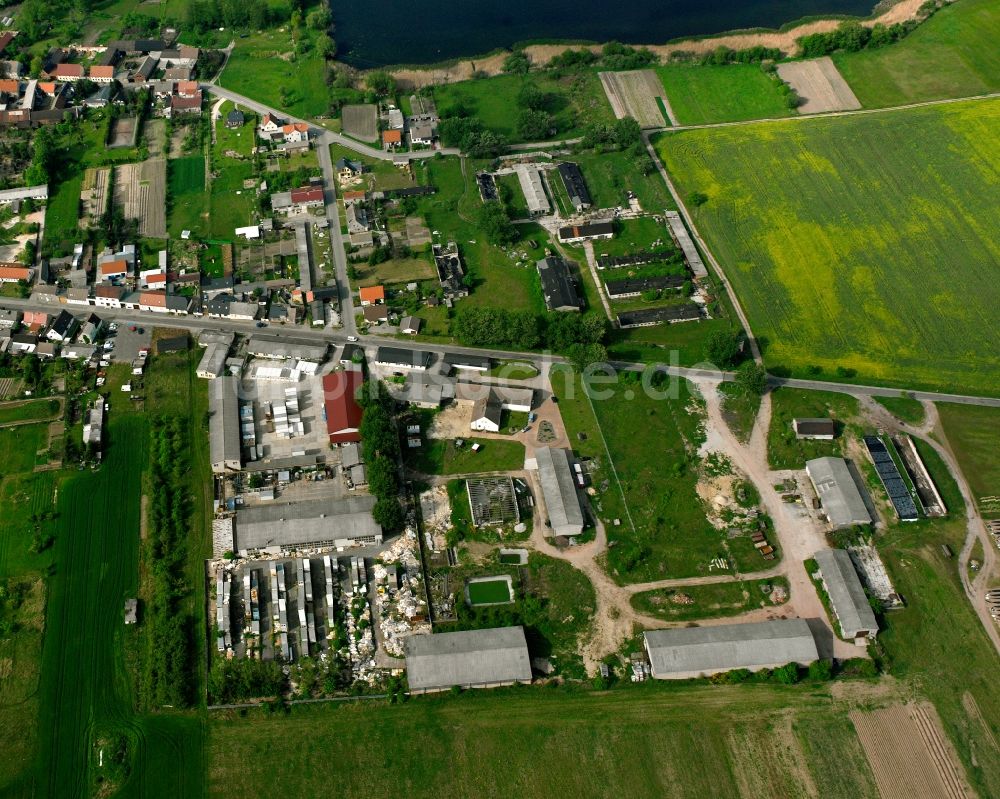 Luftbild Deetz - Dorfkern am Feldrand in Deetz im Bundesland Sachsen-Anhalt, Deutschland