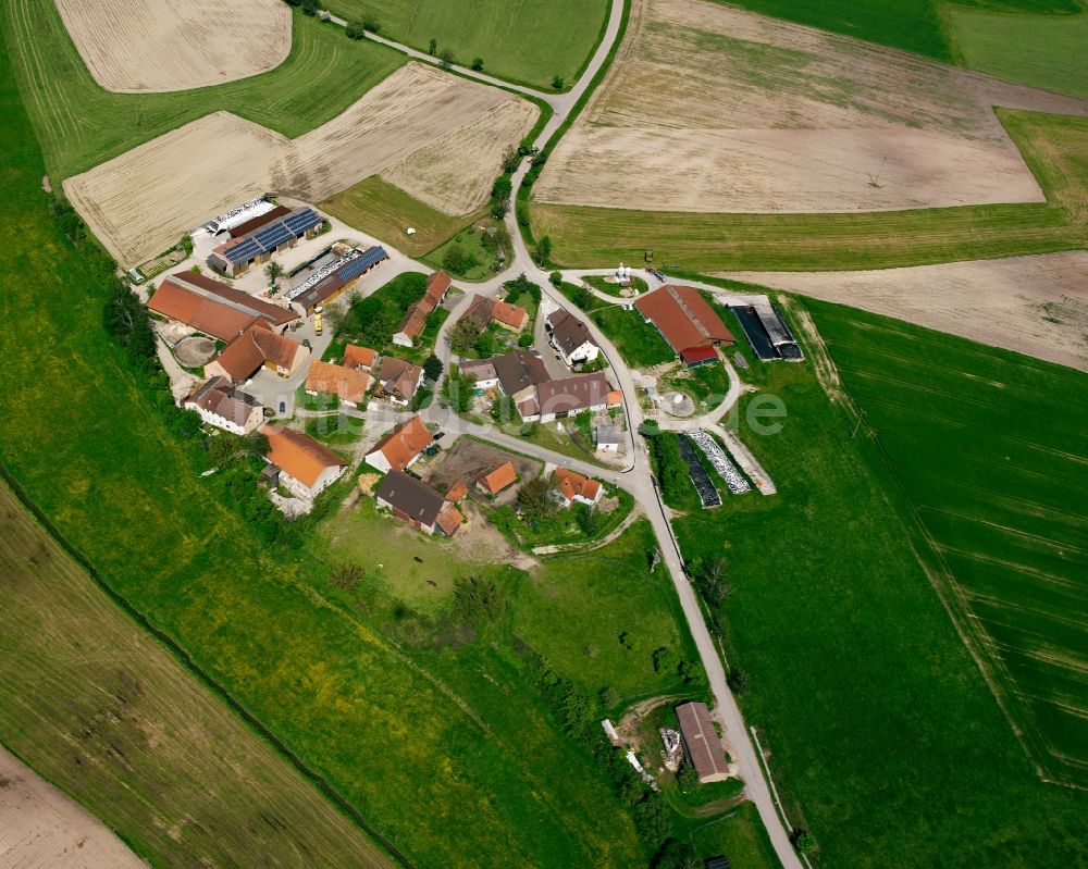 Luftbild Dombühl - Dorfkern am Feldrand in Dombühl im Bundesland Bayern, Deutschland