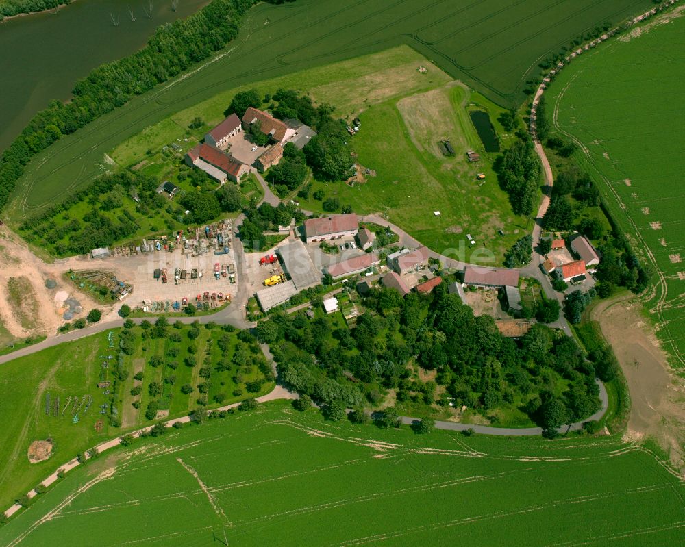 Dösitz von oben - Dorfkern am Feldrand in Dösitz im Bundesland Sachsen, Deutschland