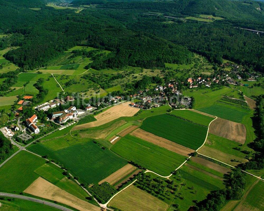 Luftaufnahme Eckwälden - Dorfkern am Feldrand in Eckwälden im Bundesland Baden-Württemberg, Deutschland