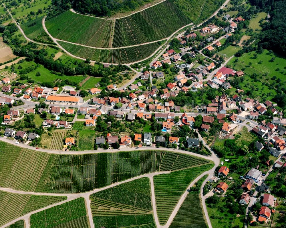 Luftbild Eichelberg - Dorfkern am Feldrand in Eichelberg im Bundesland Baden-Württemberg, Deutschland