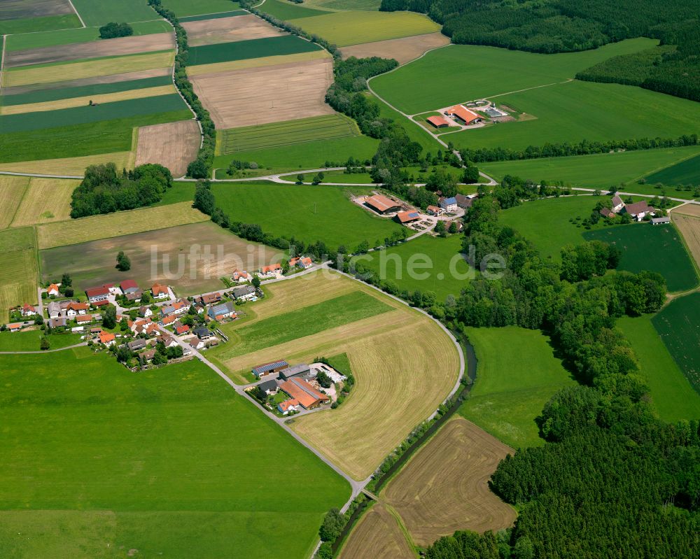 Luftbild Eichenberg - Dorfkern am Feldrand in Eichenberg im Bundesland Baden-Württemberg, Deutschland