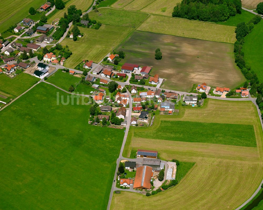 Luftbild Eichenberg - Dorfkern am Feldrand in Eichenberg im Bundesland Baden-Württemberg, Deutschland