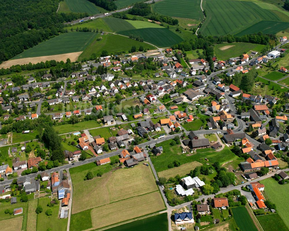 Luftbild Eifa - Dorfkern am Feldrand in Eifa im Bundesland Hessen, Deutschland